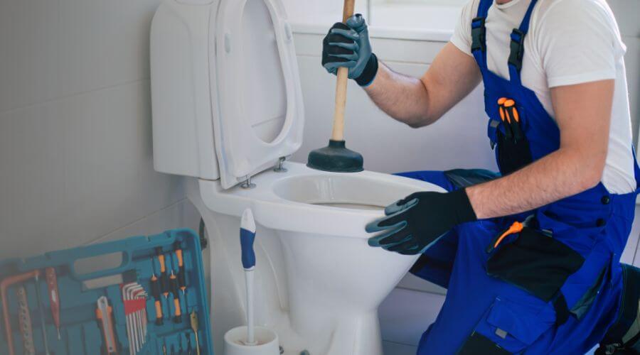 Professional clogged toilet repair in Wentzville, MO